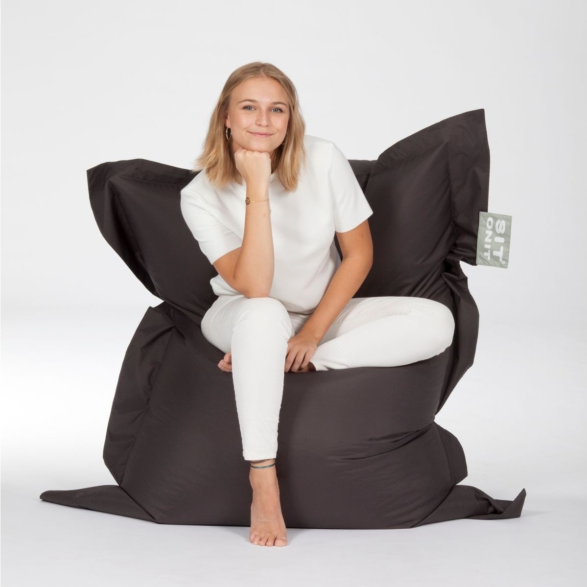 Sit on it bean bag store