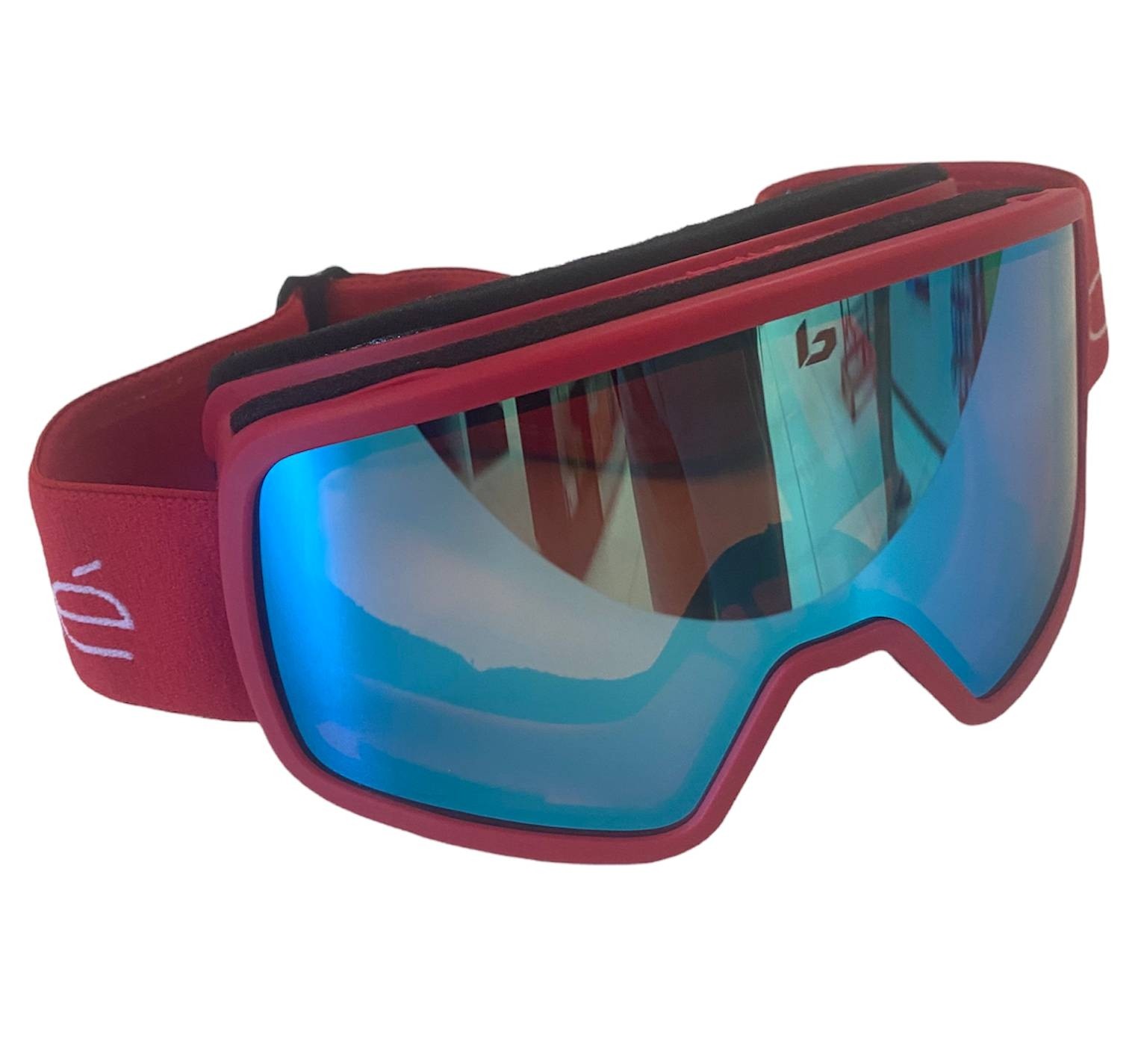 Bolle Ski ladies googles red colour Bolle make with adjustable strap 
